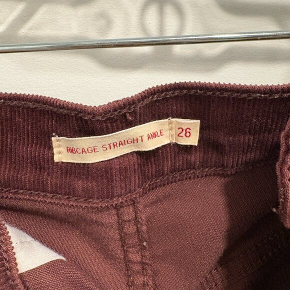 Levi's Ribcage Straight Ankle Corduroy Crop Size 26 - Picture 3 of 4
